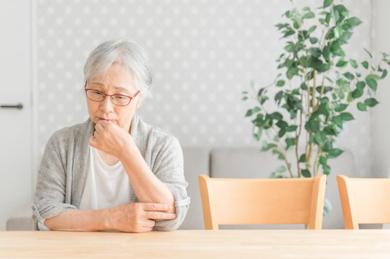 アルツハイマー型認知症は早期発見が大切！症状やほかの認知症との違い、早期発見のポイントを解説