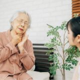 認知症と痴呆症、物忘れとの違いを専門医が解説