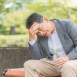認知症とせん妄の違いは？見分け方や対処法を解説