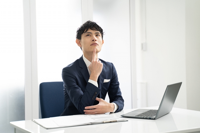 若年性認知症の初期症状とは？性格や行動の変化、早期発見のためにできることを解説