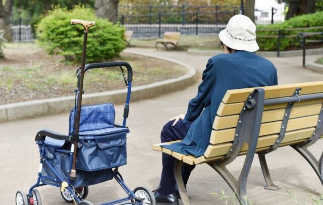 脳梗塞で認知症になる？脳梗塞と認知症の関係と予防法を解説