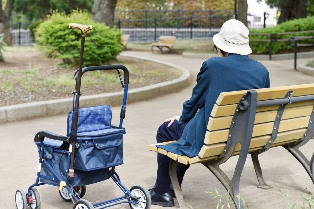 脳梗塞で認知症になる？脳梗塞と認知症の関係と予防法を解説