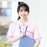 認知症で施設に入居するお金がない｜費用負担が少ない施設の選び方と対策を解説