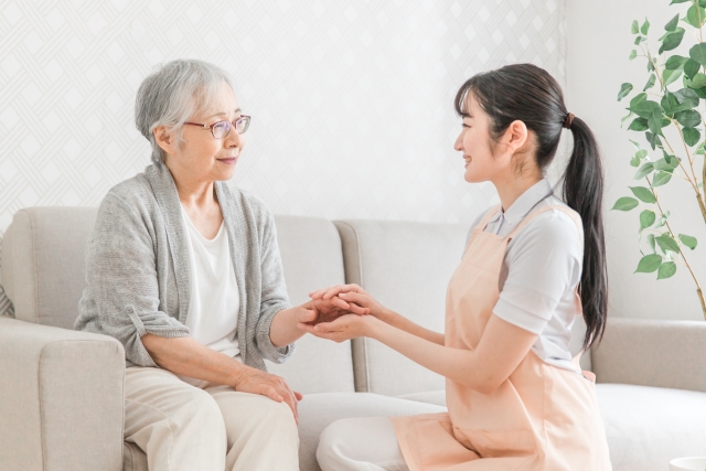 認知症の段階と症状、接し方