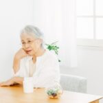認知症の段階とは？症状や進み方、段階別の接し方、治療法を解説